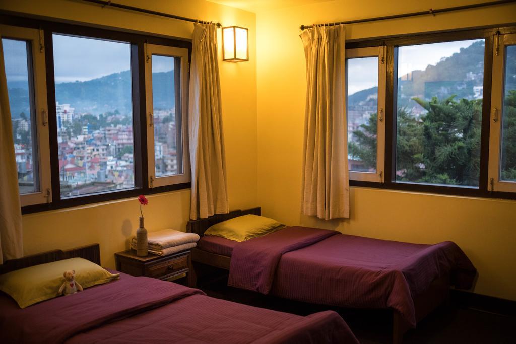 Swayambhu View Guest House Катманду Екстер'єр фото